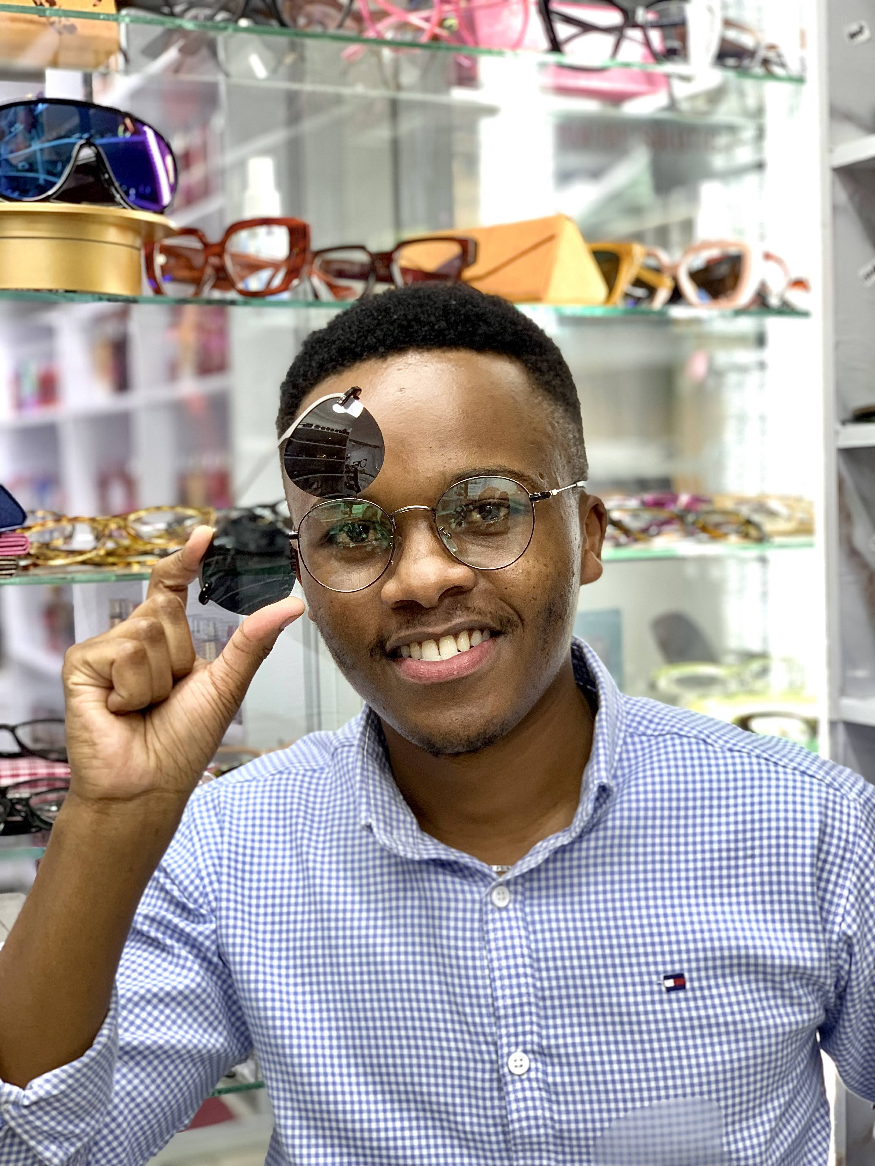 ED-216 Clipon glasses with antiglare and polarized