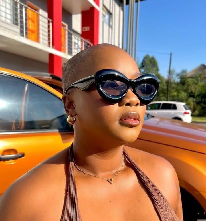 ED-476 Black Cat eye sunglasses